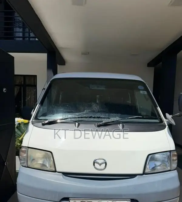 Mazda Bongo 2008