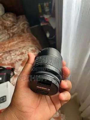 Canon EOS 1500D