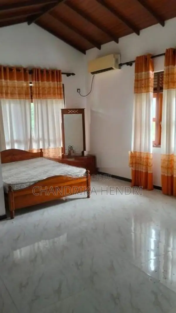 5 Bedroom House For Sale On 15.8 Perches Minuwangoda