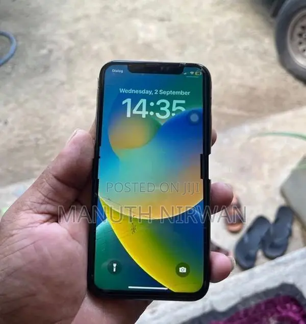 Apple iPhone X (Used)