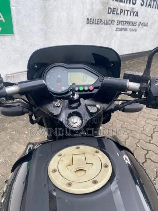 Bajaj Pulsar 150 2014