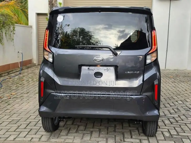 Daihatsu Move G Grade 2025