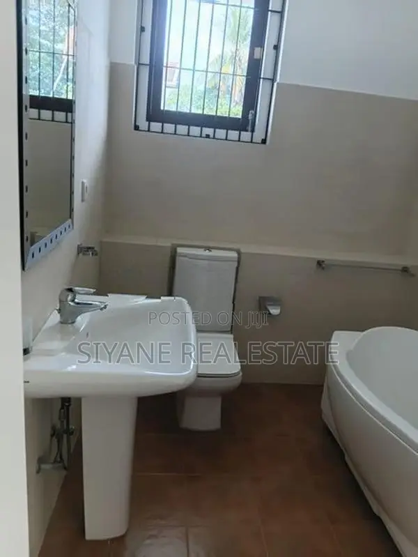 Luxury Super House Sale In Nawala