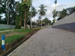 හෝමාගම රෝහල පාරෙන් බිම් කොටස් විකිණීමට