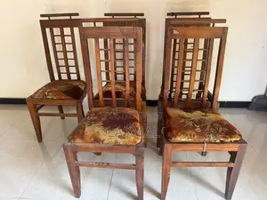 කෑම මේස සහ පුටු