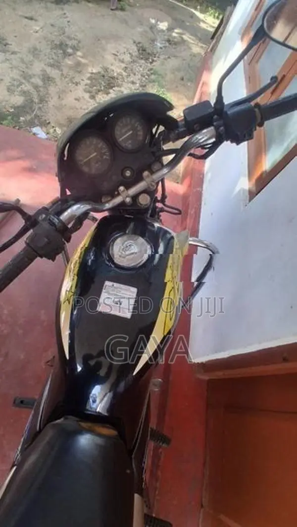 Hero CBZ 2005