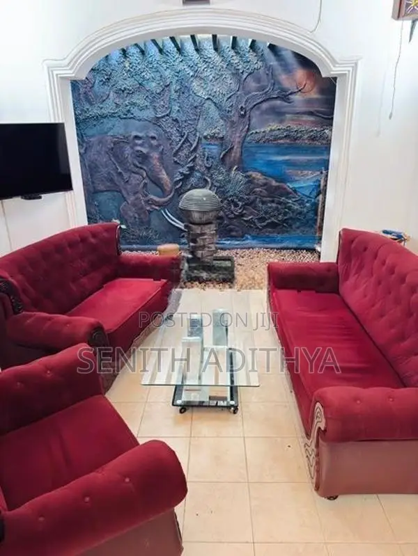 Damro 3+2+1 Queen Sofa