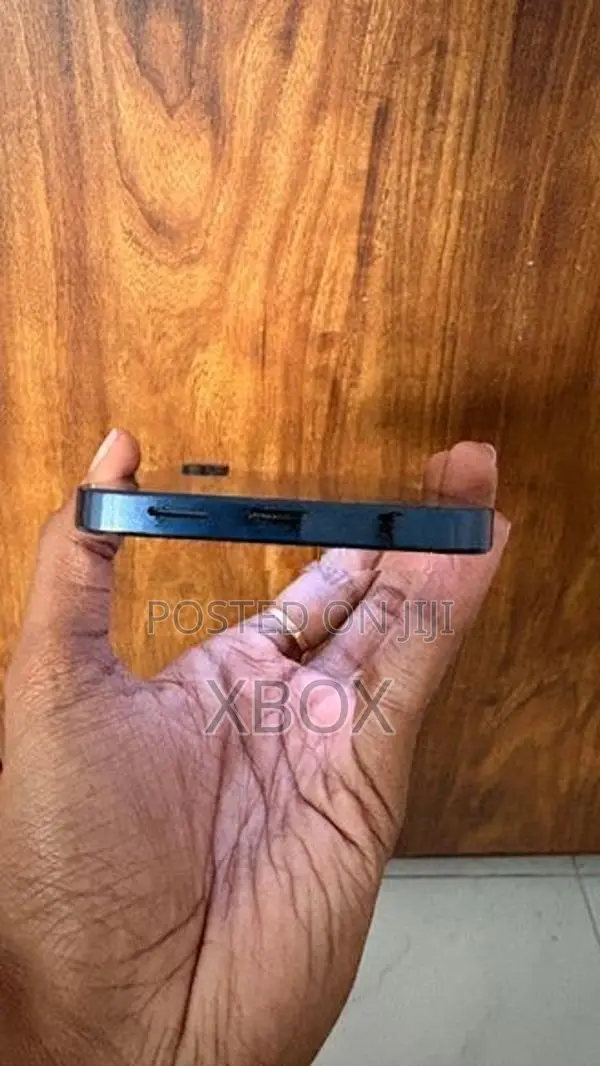 Samsung Galaxy A06 (Used)