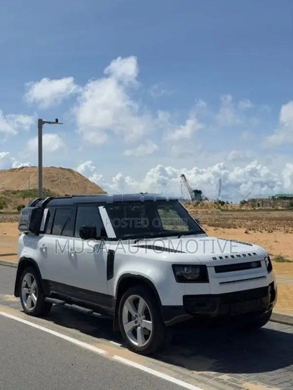Land Rover Defender 110 P400e 2025