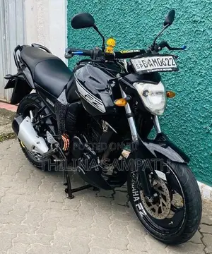 Yamaha FZ 2013