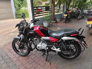 Bajaj V15 2016