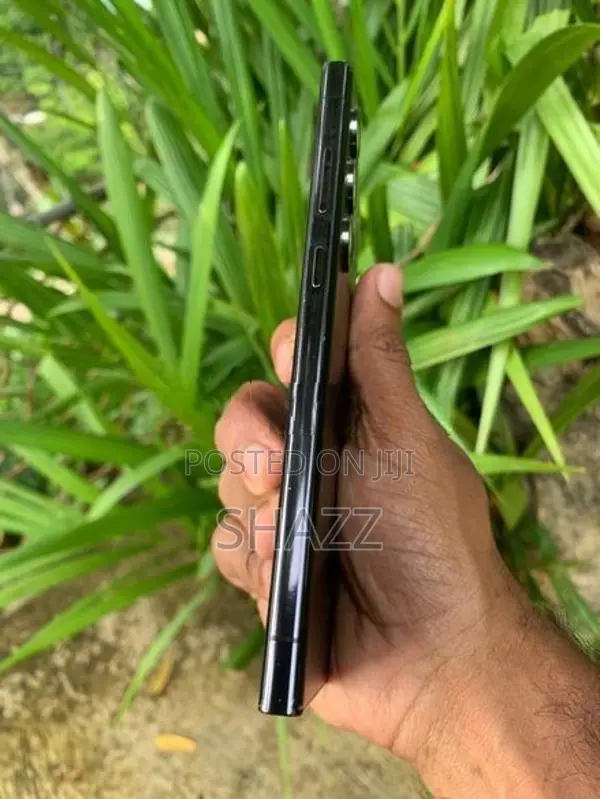 Samsung Galaxy S23 Ultra 12GB 256GB (Used)