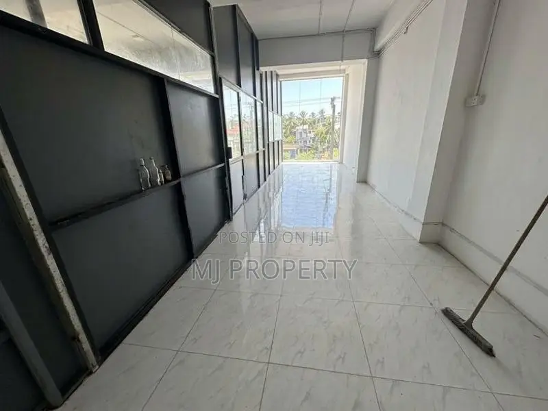 ( SC-1306) Highly Valuable Commercial Building Rent In Athurugiriya