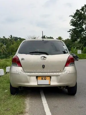 Toyota Vitz 6 speaker 2009