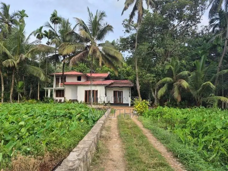 House with Land imbulgoda