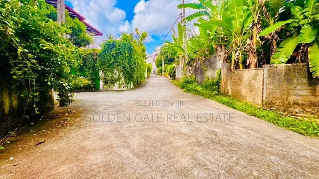 Kadawathata Jayamawatha Land for Sale