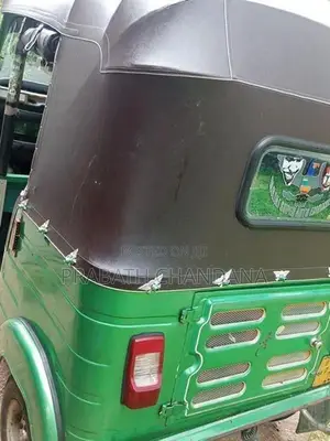 Bajaj RE 2003