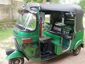 Bajaj RE 2003