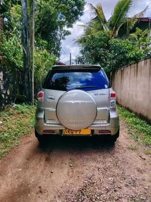 Daihatsu Terios SX 2011