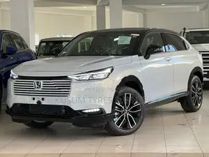 Honda Vezel Z Play MOON ROOF 2026