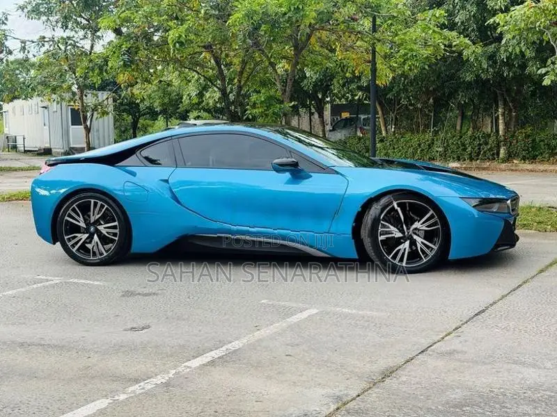 BMW i8 2019