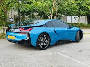 BMW i8 2019