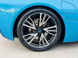 BMW i8 2019