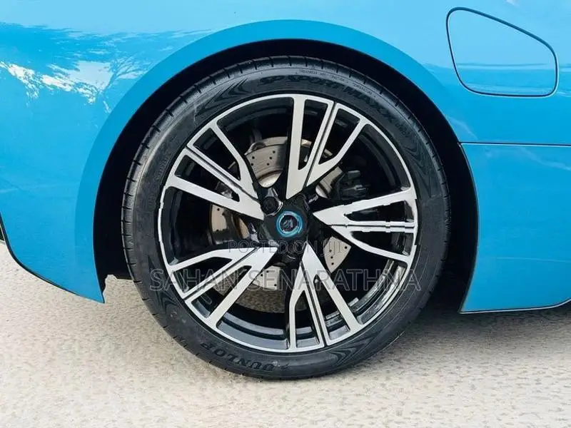BMW i8 2019