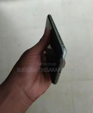 Apple iPhone 11 64GB (Used)