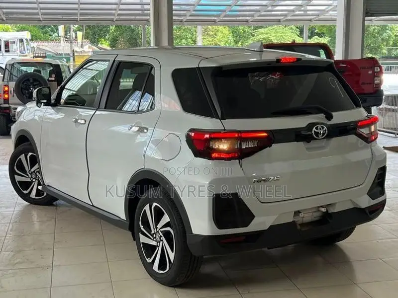 Toyota Raize Z 1L TURBO 4way BSM 2025