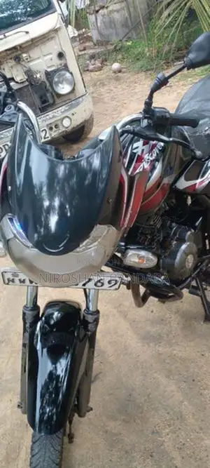Bajaj Discover 2011