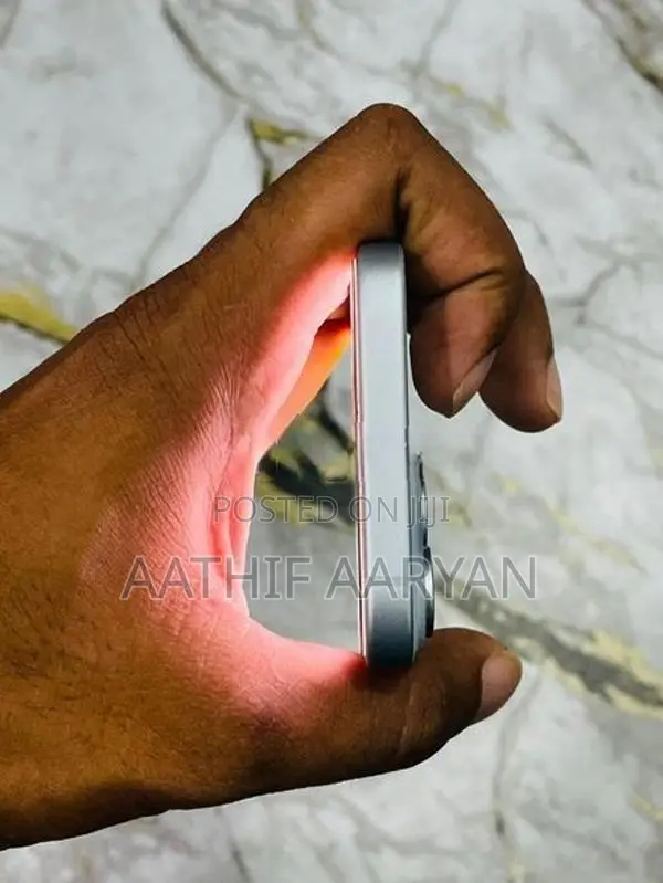 Apple iPhone 15 (Used)