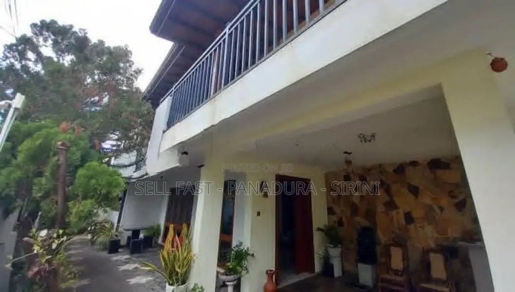 Luxury 2-Story House For Sale IN Moratuwa City