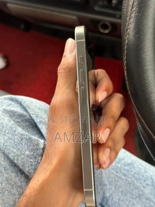 Apple iPhone 15 Pro (Used)