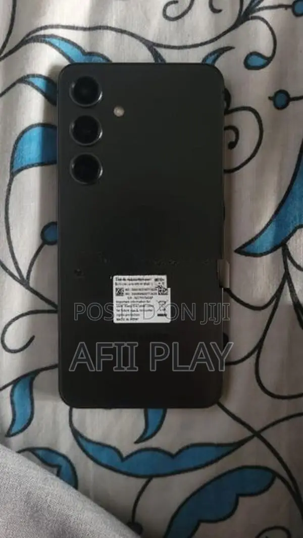 Samsung Galaxy S24 (Used)