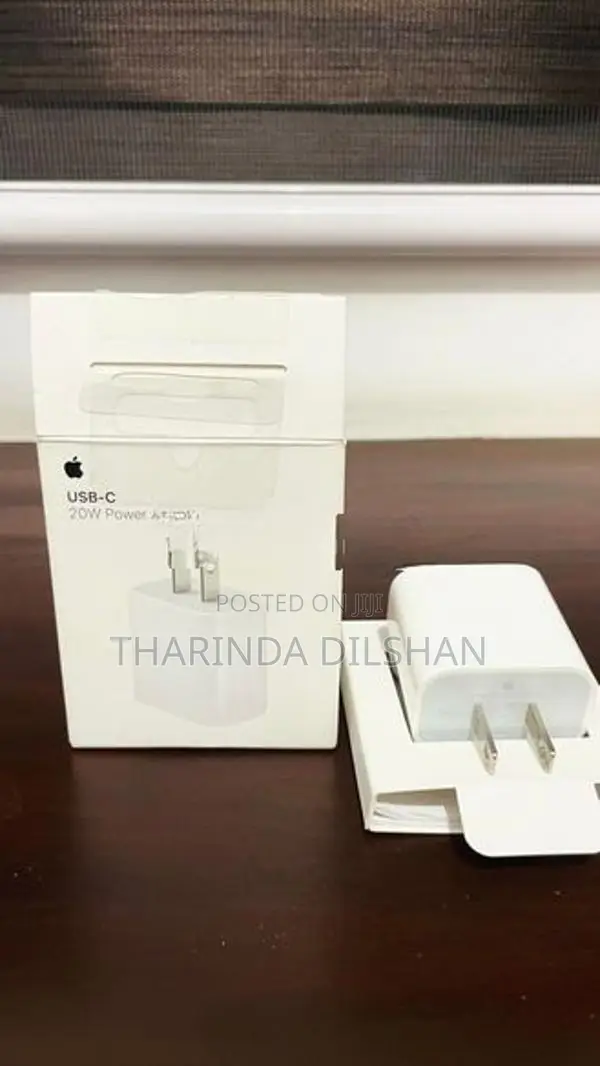 Apple 20W Charger - Japan