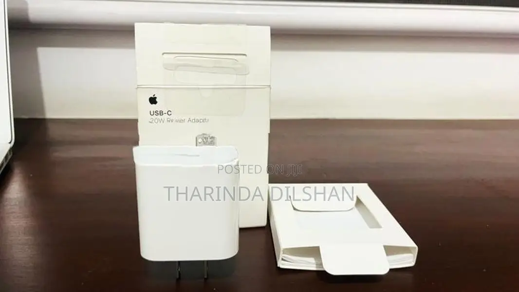 Apple 20W Charger - Japan