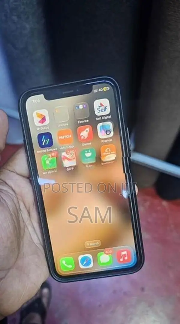 Apple iPhone 11 Pro (Used)