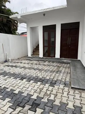 House For Sale In Mount Lavinia