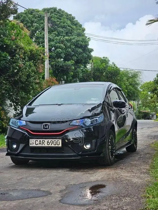 Honda Fit L 2015