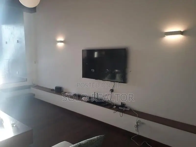 Luxury 2 Bedroom Penthouse Apartment For Rent in Dehiwala