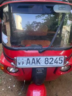 Bajaj RE 2013