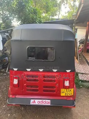 Bajaj RE 2013