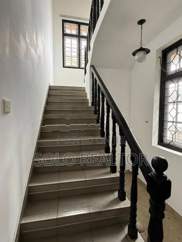5 Bedroom House For Sale In Dehiwala