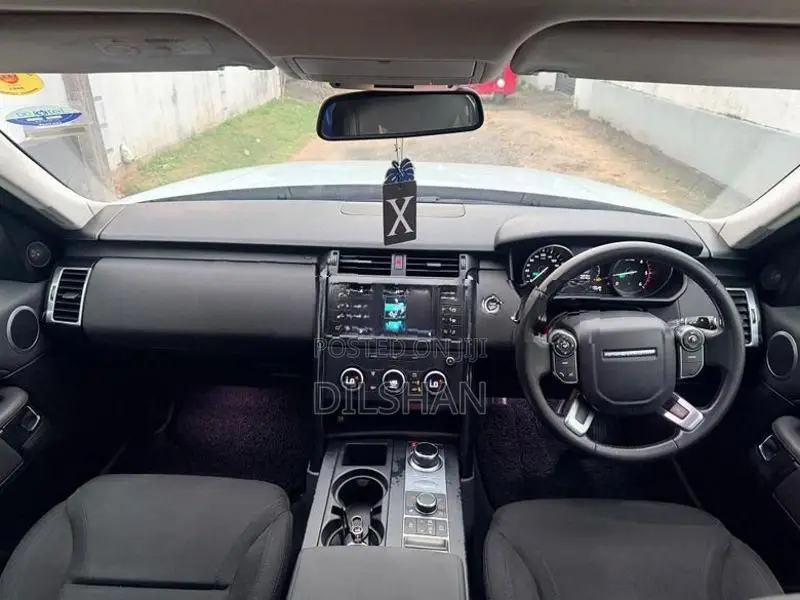 Land Rover Discovery SDV6 3L 2017