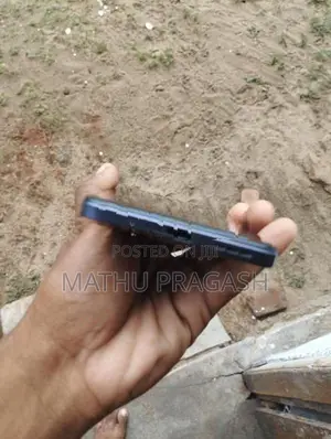 Moto G04s 64GB (Used)