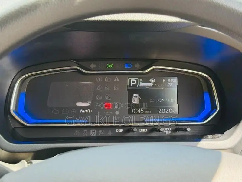 Daihatsu Mira ES X 2025