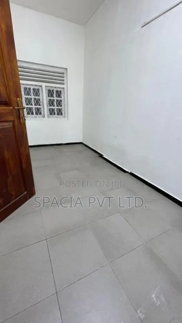 Commercial Building for rent in Saranankara Road, Dehiwala