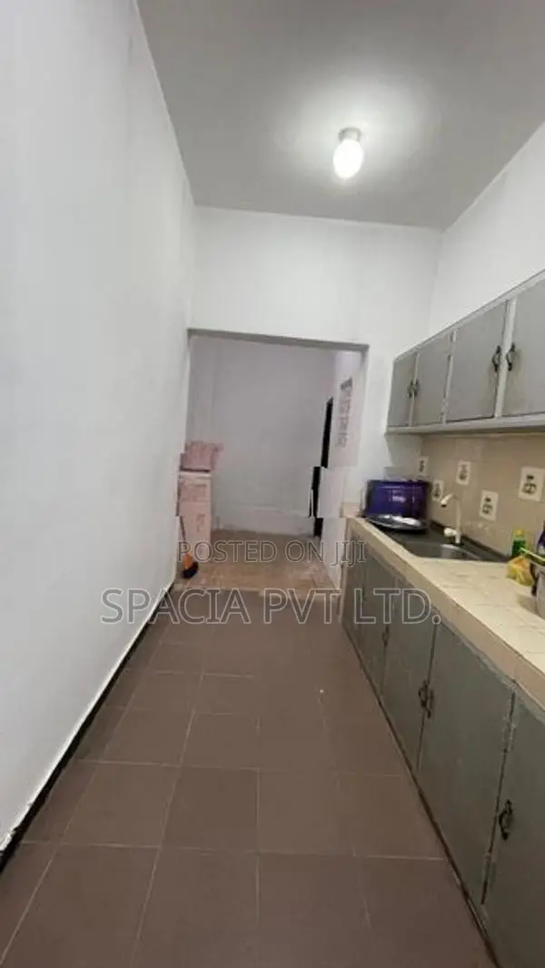 Commercial Building for rent in Saranankara Road, Dehiwala