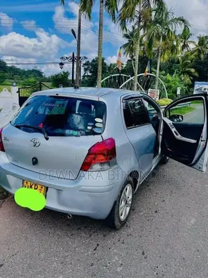 Toyota Vitz 2009